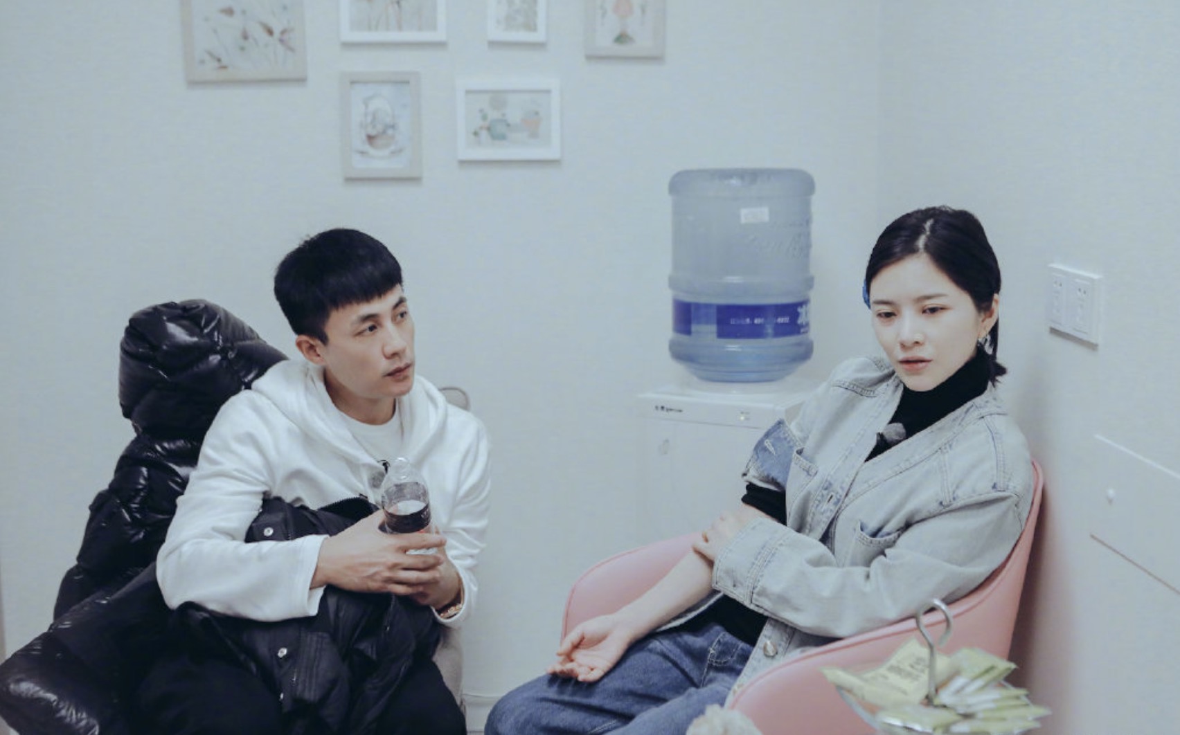 王灿怀孕孕吐,王灿怀孕早期有孕吐吗