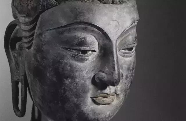 十大精品木雕佛像图片,清中期木雕佛像图片大全