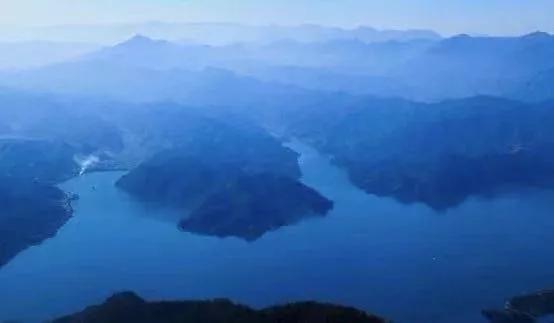 “blingbling”,黄得可爱的橘子可以从8月摘到来年2月!淳安中联村:临湖民宿处女地,甜甜蜜蜜看湖景