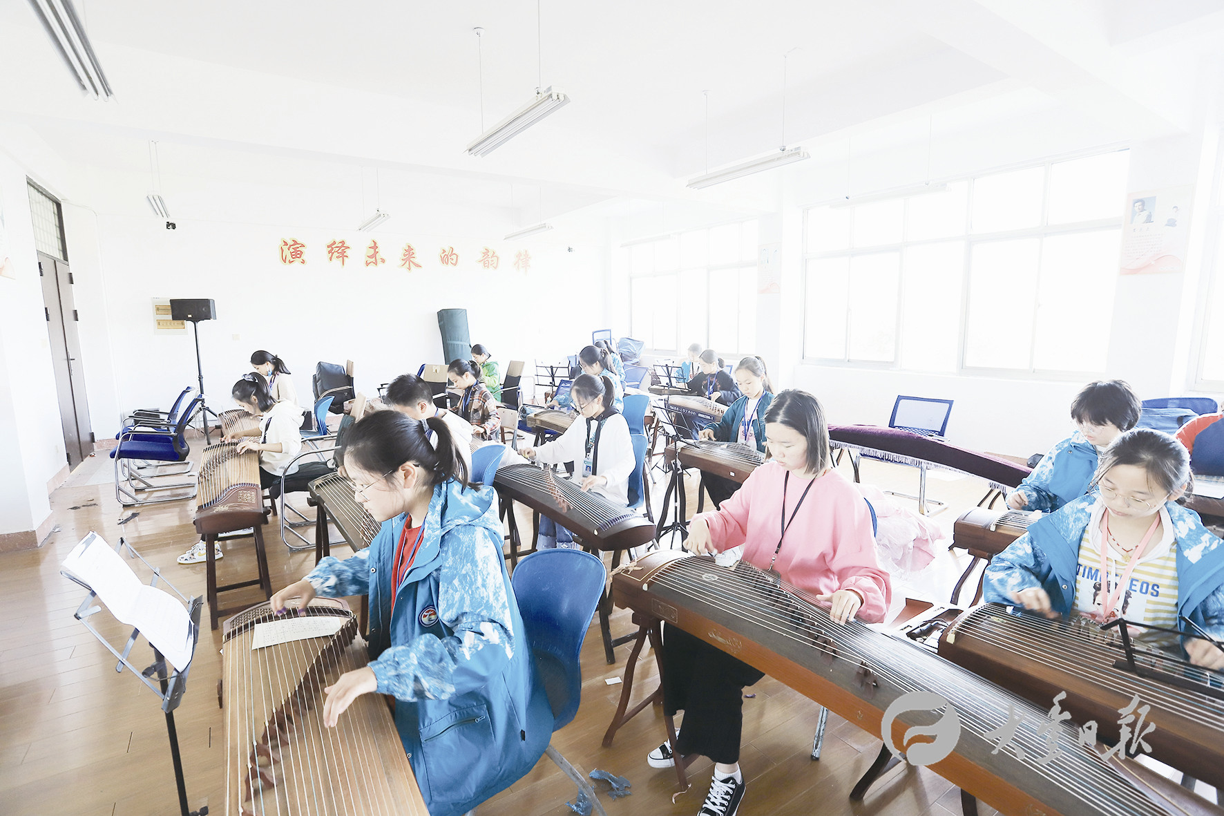 成功教育中学,盐城大丰区中学和盐城市实验中学