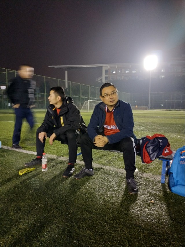 不负韶华，我们都是追梦人——成都三台商会足球队