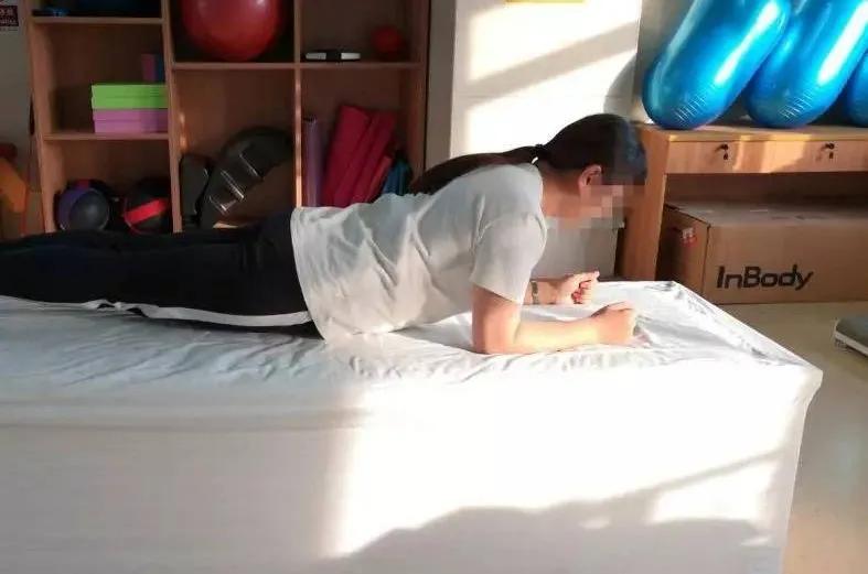 腹部训练腹直肌分离腰痛,腹直肌分离会引起腰痛吗