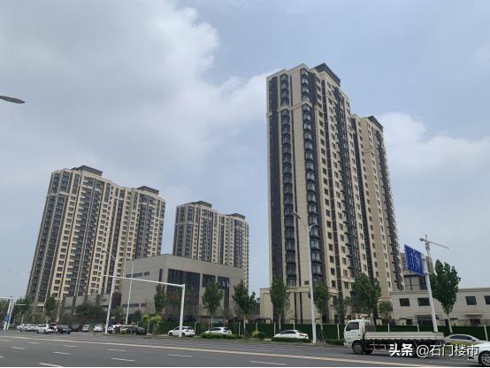 梅州富力城特价房,富力城悦玺特价房价格