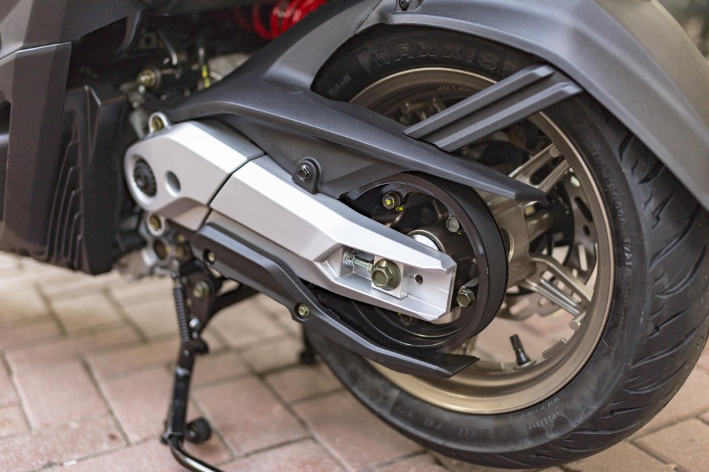 krv踏板摩托车,光阳krv180踏板摩托车