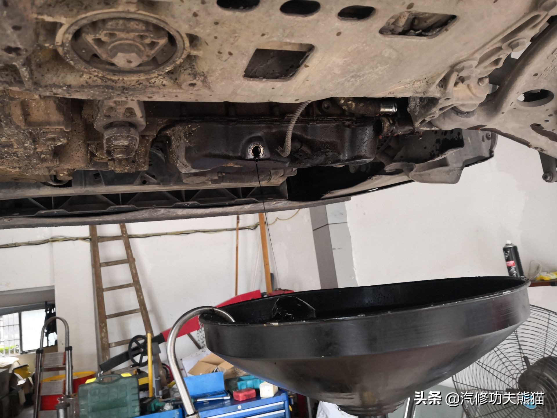 大众夏朗烧机油维修汕头,夏朗烧机油大修多少钱