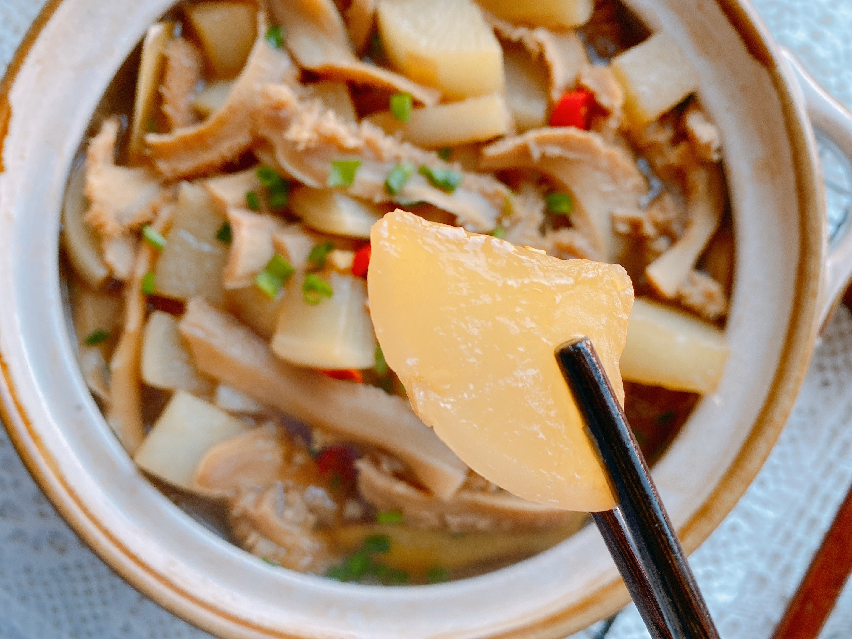 牛肚炖老萝卜最佳做法,牛肚和什么配菜炒着好吃