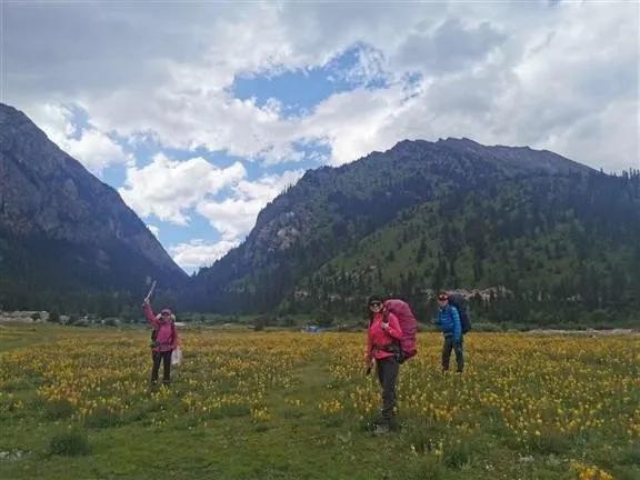 8月格聂c线,8月走格聂南线穿什么