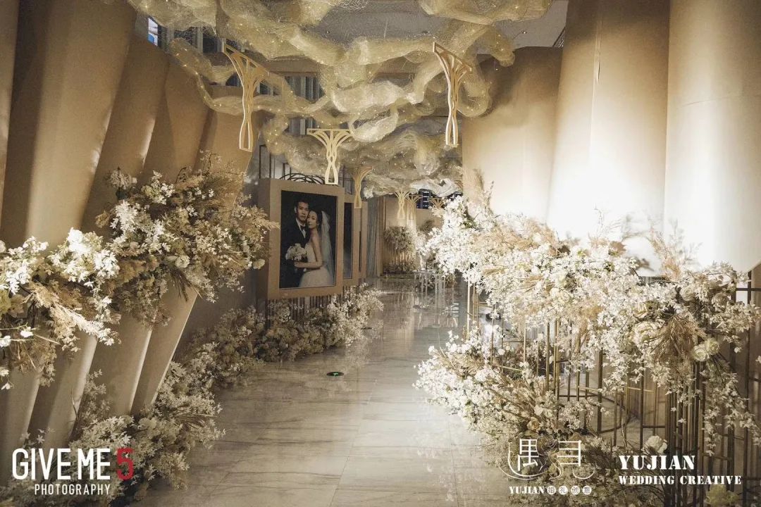 香槟色主题婚礼布置,香槟色婚礼桌椅布置