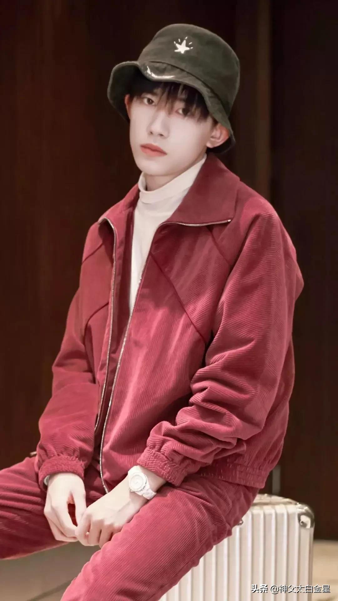 超帅易烊千玺卡点,易烊千玺好帅的梗