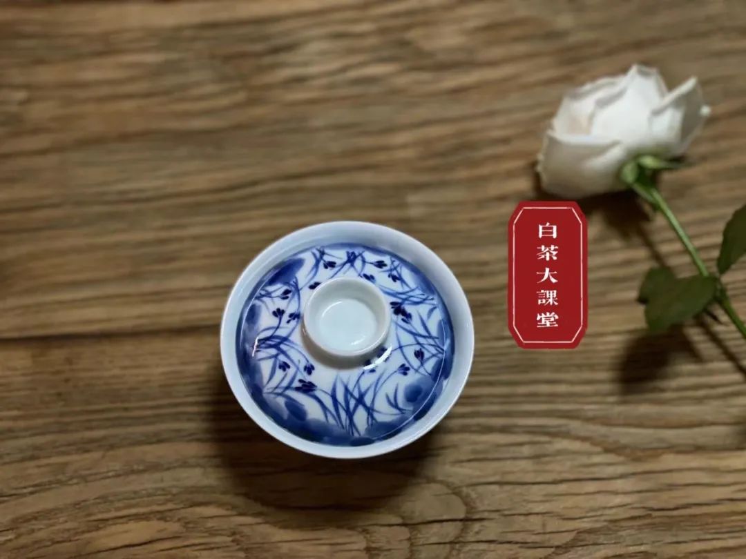 盖碗茶具的优缺点,陶盖碗适合什么茶具使用