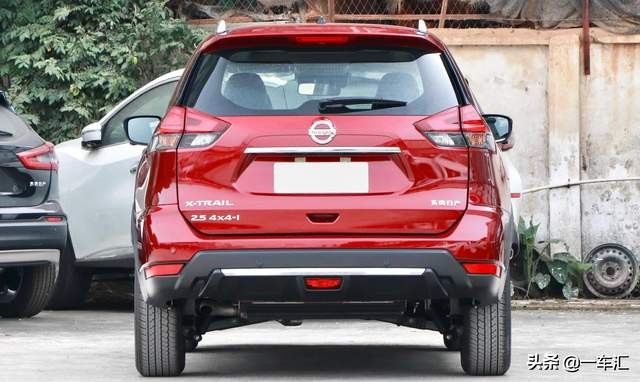 日产奇骏2018款2.5l7座实测,21款奇骏四驱豪华纪念版测试