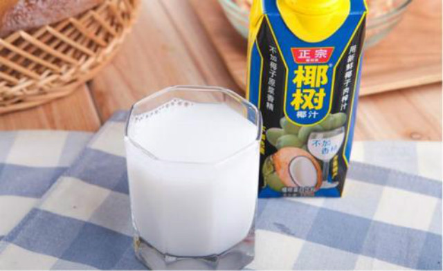 椰树矿泉水招待外宾,椰树椰汁接待总统