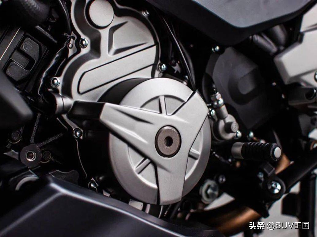 春风国宾1250巡航摩托车评测,春风1250trg北京摩托展体验