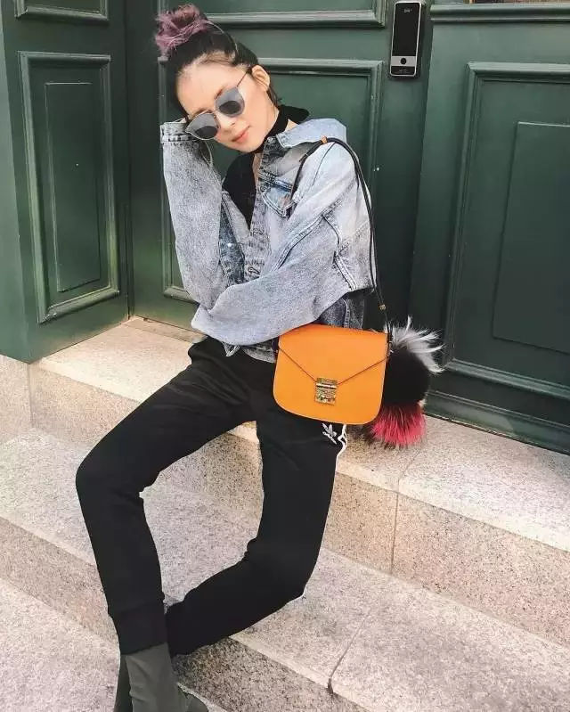 mcm背包哪款实用,mcm背包红色布艺