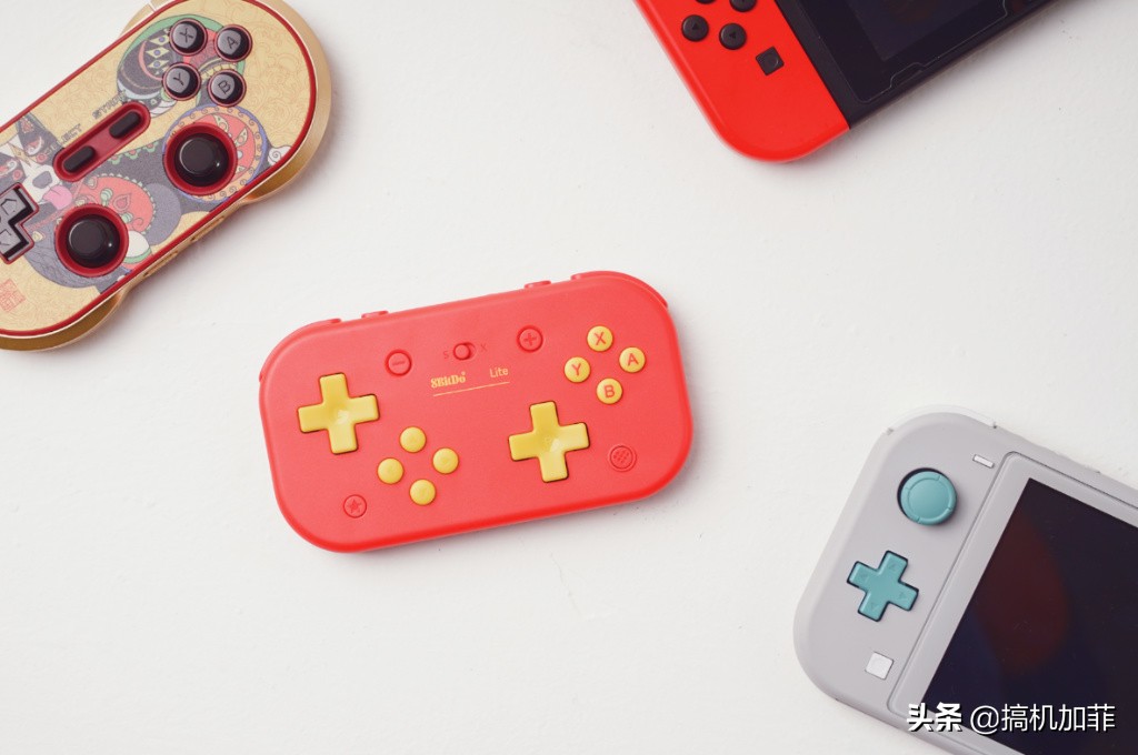不简单限量版,八位堂lite蓝牙手柄