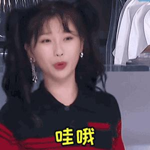 出油痘痘应该控油还是补水,皮肤出油又很干应该补水还是控油