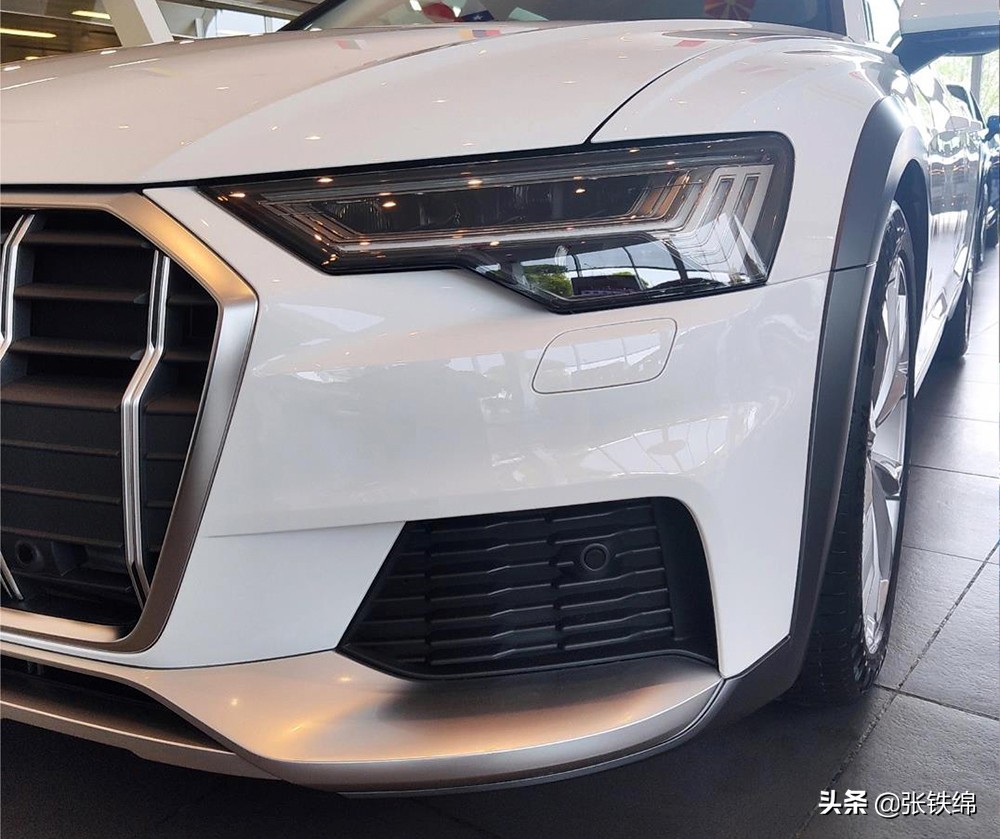 全新一代奥迪a6实拍,大气的外观设计奥迪a6allroad实车