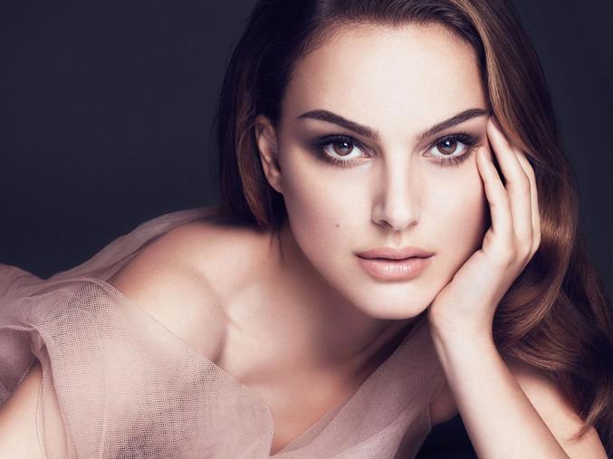 4位嫁给富豪的女星,盘点5位嫁给老男人的女星