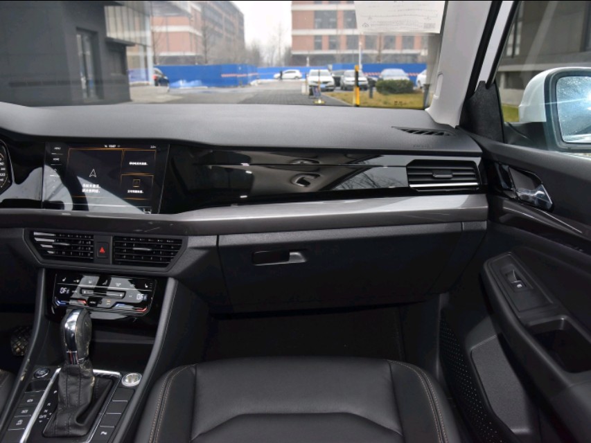 全新一代宝来MQB平台的又一代经典车型，发动机口碑爆棚