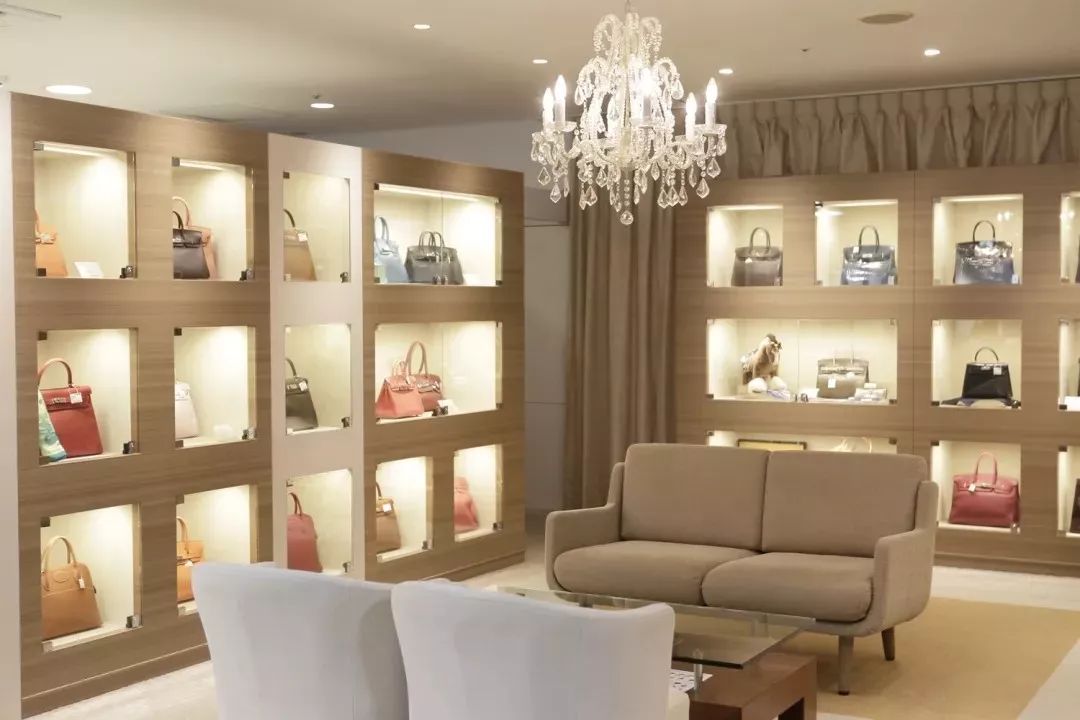 日本中古店必买lv,买lv好还是chanel好