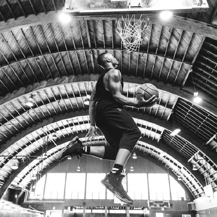 nba十大励志球星乔丹,nba球星乔丹有多大的努力