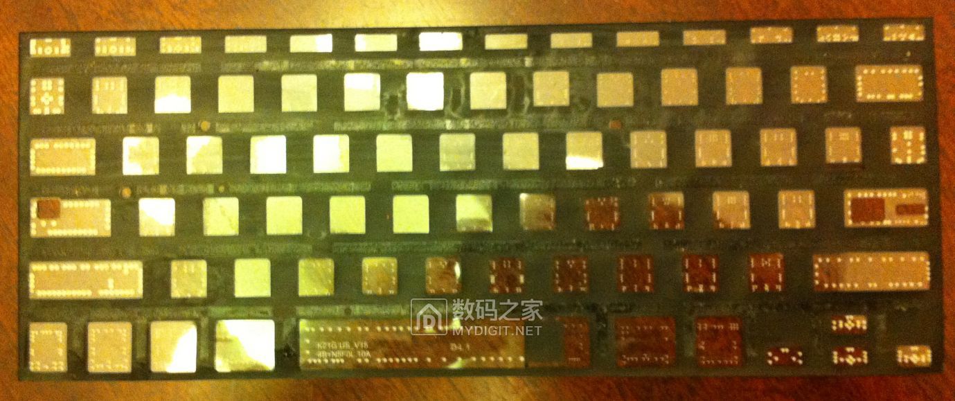 苹果笔记本macbookair7999,苹果笔记本11.6寸macbookaira1370