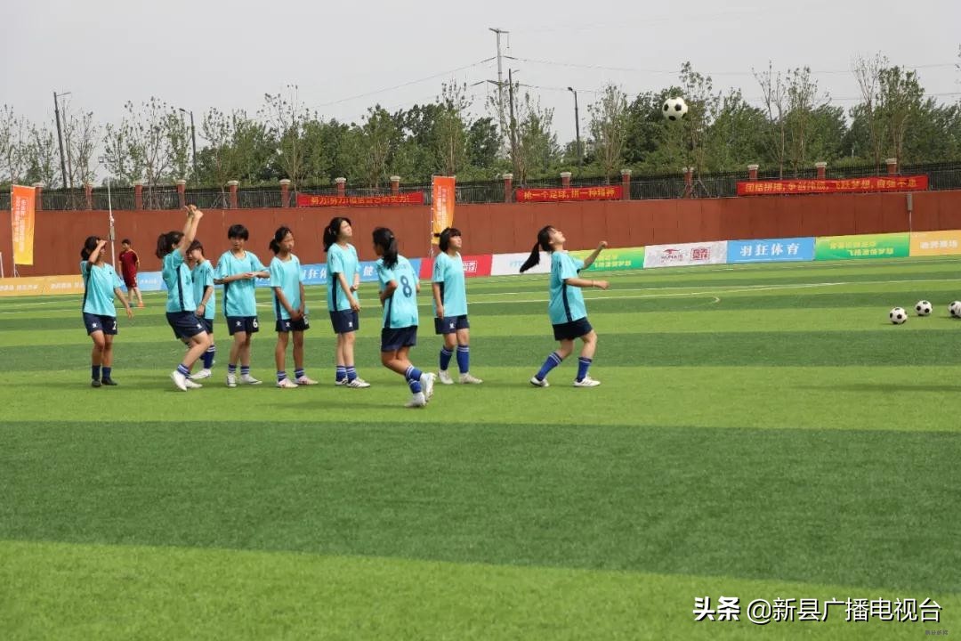 信阳市青少年足球联赛比赛,信阳市区长杯校园足球赛