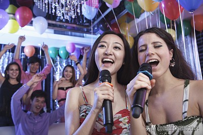 怎么解决唱歌声音白的问题,怎么解决唱歌时声音不够明亮