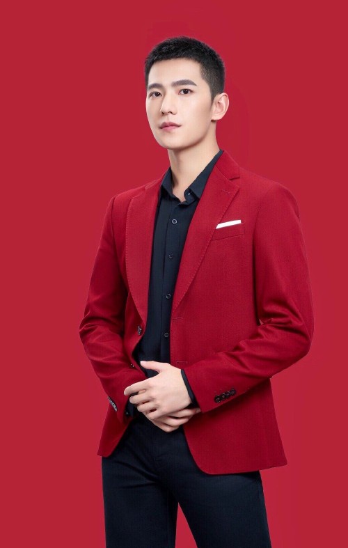 杨洋是一个怎样的男孩,杨洋教科书式国民男神