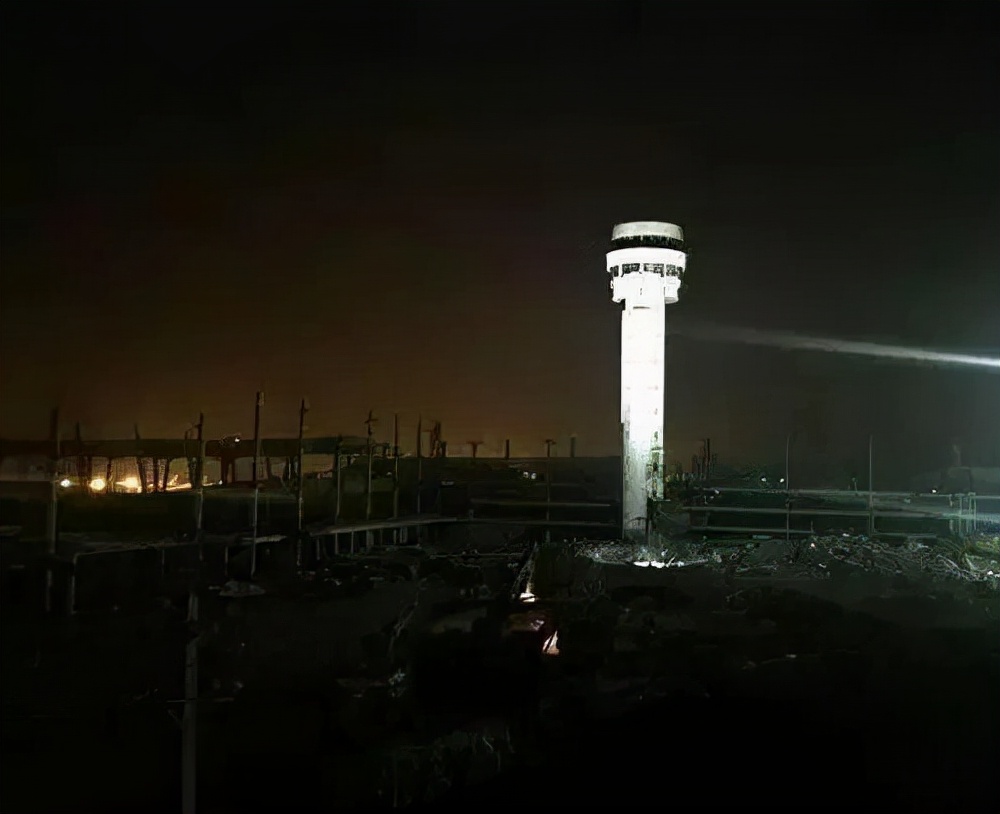 大连5.7空难机长果断坠海,大连五七空难在蟹子湾吗