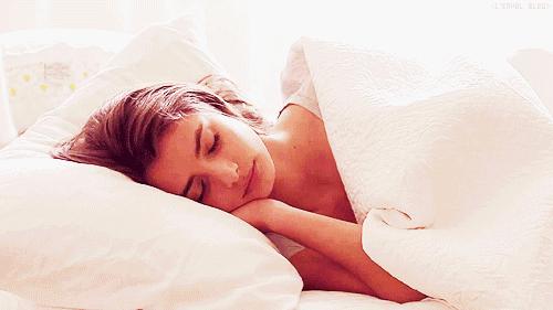 不老女神明星李英爱,51岁李英爱冻龄神颜的原因