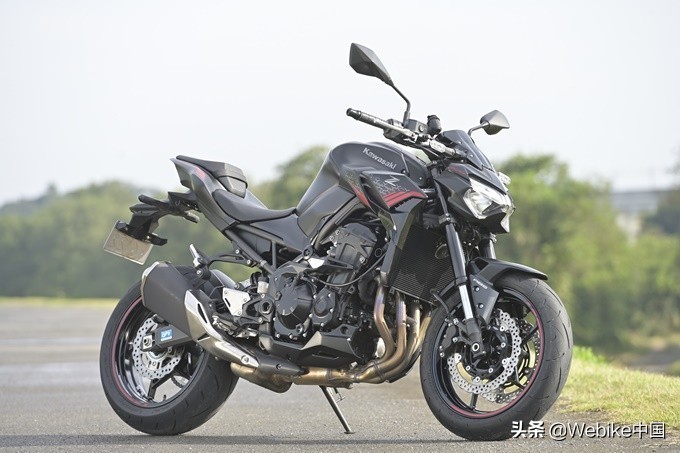 川崎z900跟川崎z1000有什么差别,川崎Z900驾驶体验