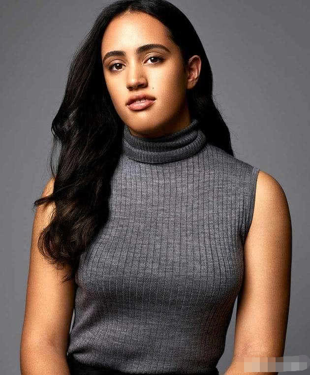 强森的女儿长相,有种遗传叫袁泉女儿