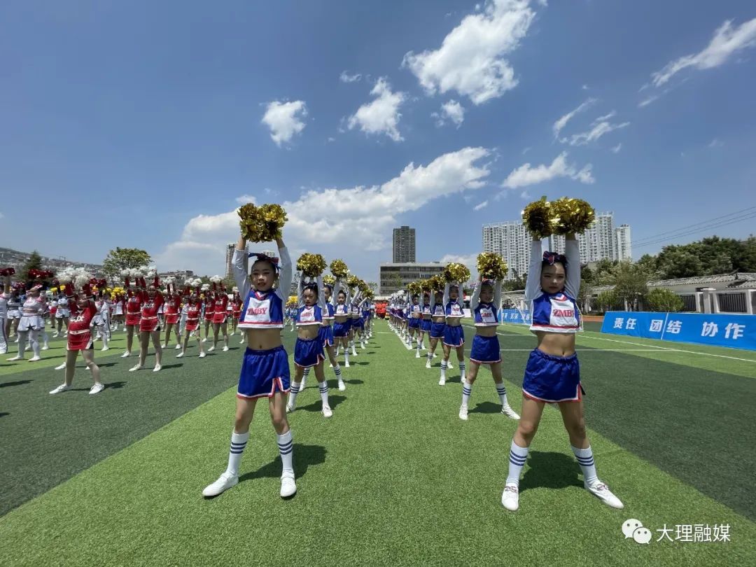 昆明17届青少年足球啦啦操比赛,大理市青少年足球比赛