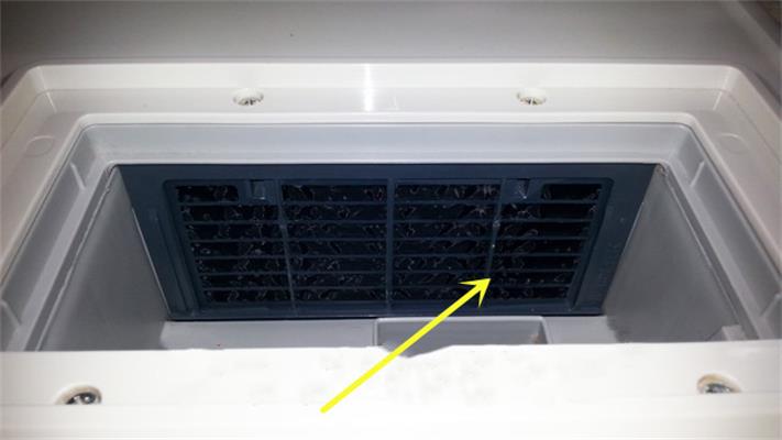 洗衣机里面的内壁膜要不要撕掉,洗衣机隔板要拿开吗