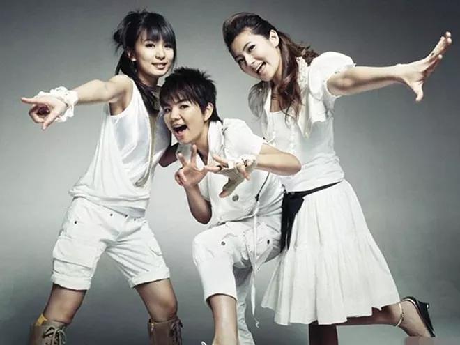 妹想到啊2000年竟然已经是20年前了