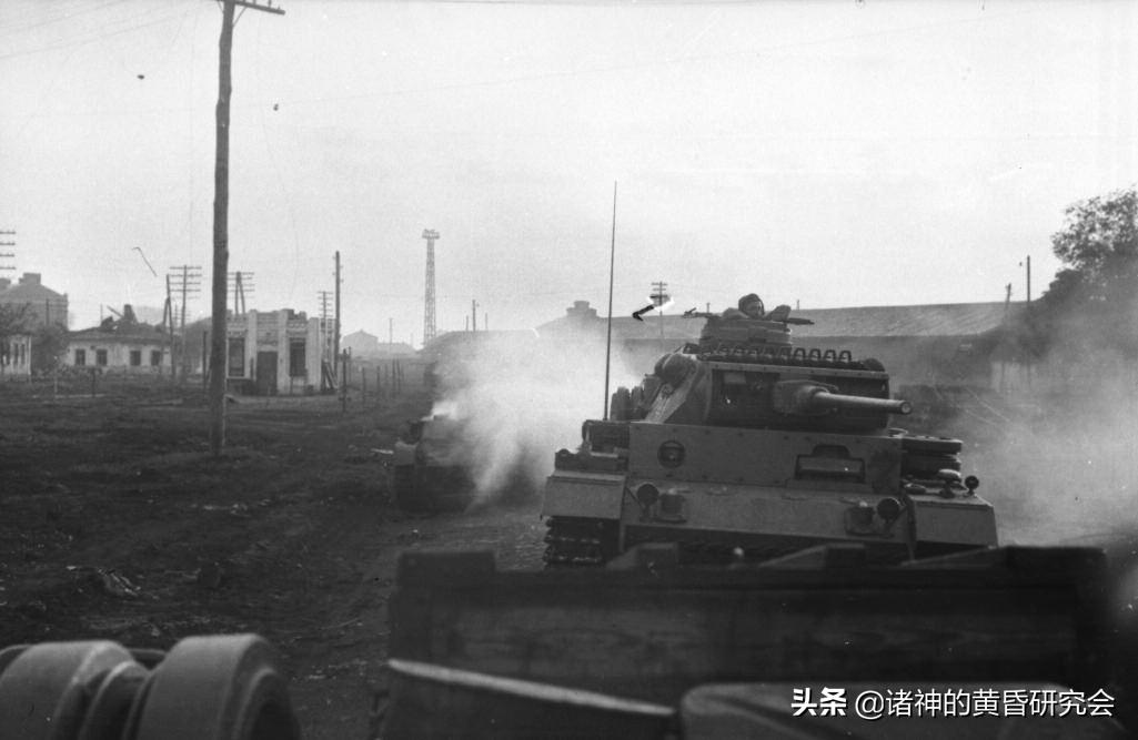 七月飞火-100张珍贵图片中的1942年沃罗涅日血战今与昔（上）