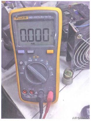 iphone6相机黑屏没反应,iphonexr摄像头黑屏闪光灯打不开