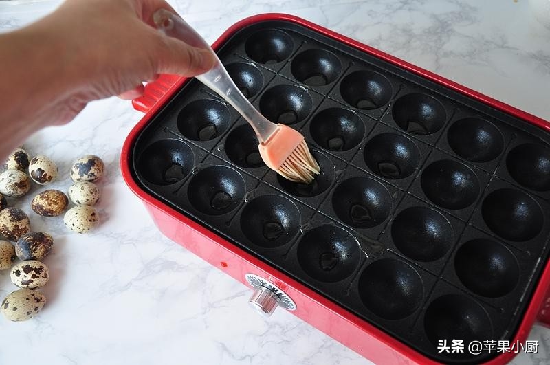 5月龄宝宝吃鸡蛋,5月适合给孩子做什么吃