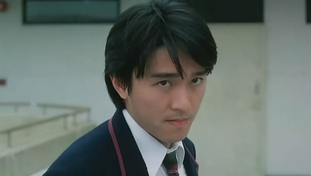 周星驰电影里的美女杀手,周星驰其实我的真实身份是杀手