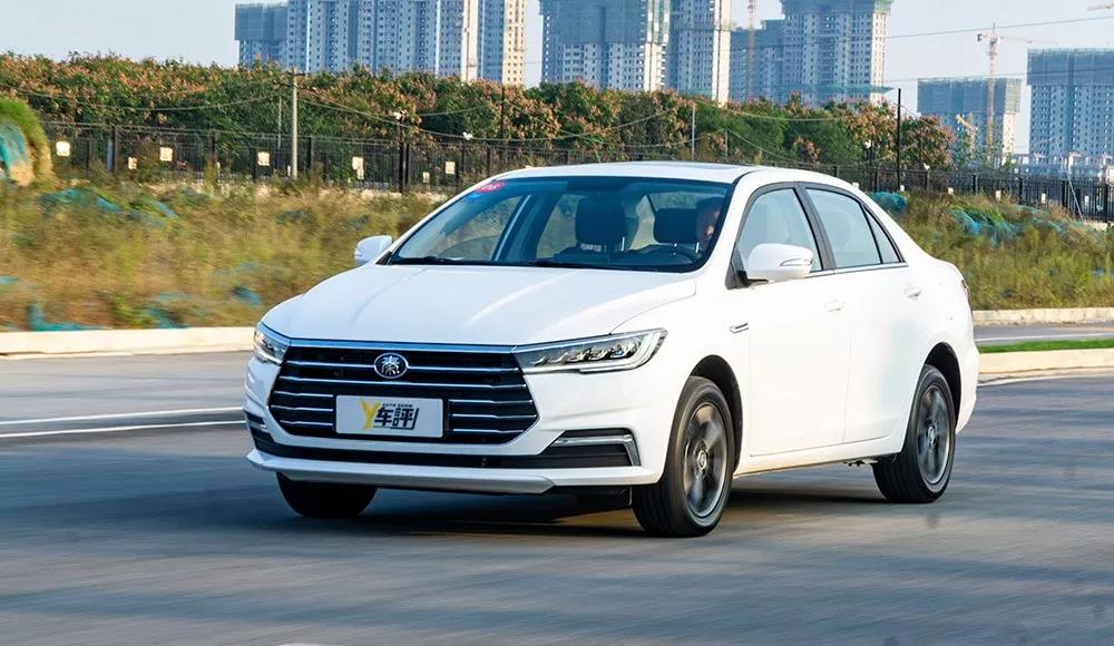 比亚迪秦plusdm-i燃油充电快吗,比亚迪秦没有钥匙能启动吗