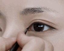 怎么避免眼妆脏,怎样防止眼妆脱落