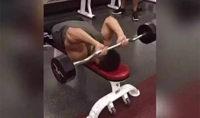 卧推无力没状态,卧推手臂没劲