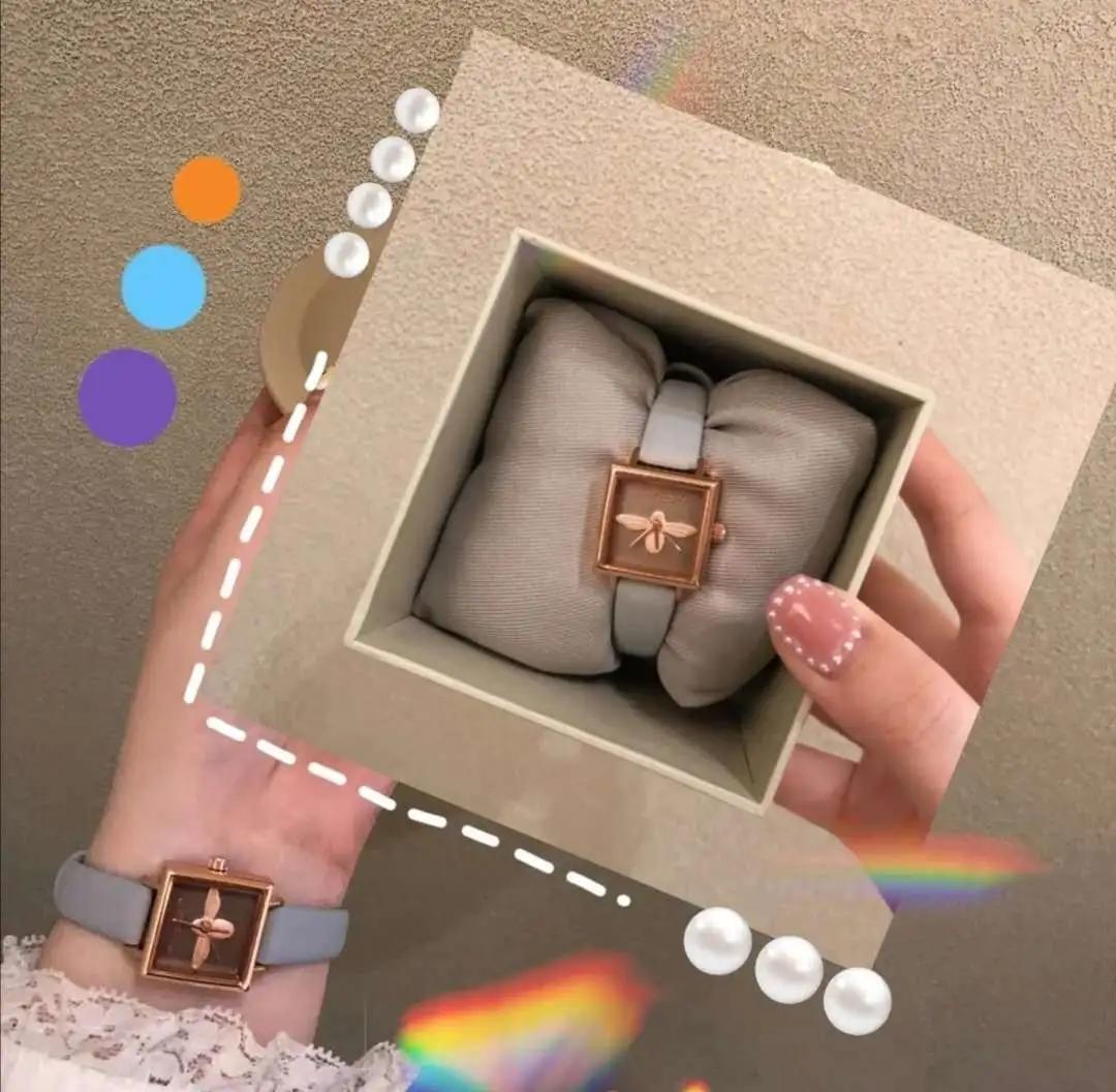 谈恋爱应不应该送女朋友礼物,谈恋爱该不该收男生的礼物