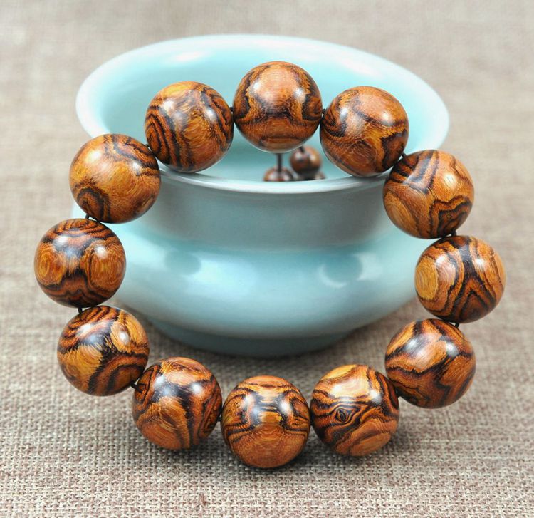 所有的黄花梨都有纹理吗,各种黄花梨的纹理