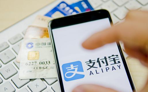 如果花呗借呗一直都不还有啥后果,用花呗白条的人多吗