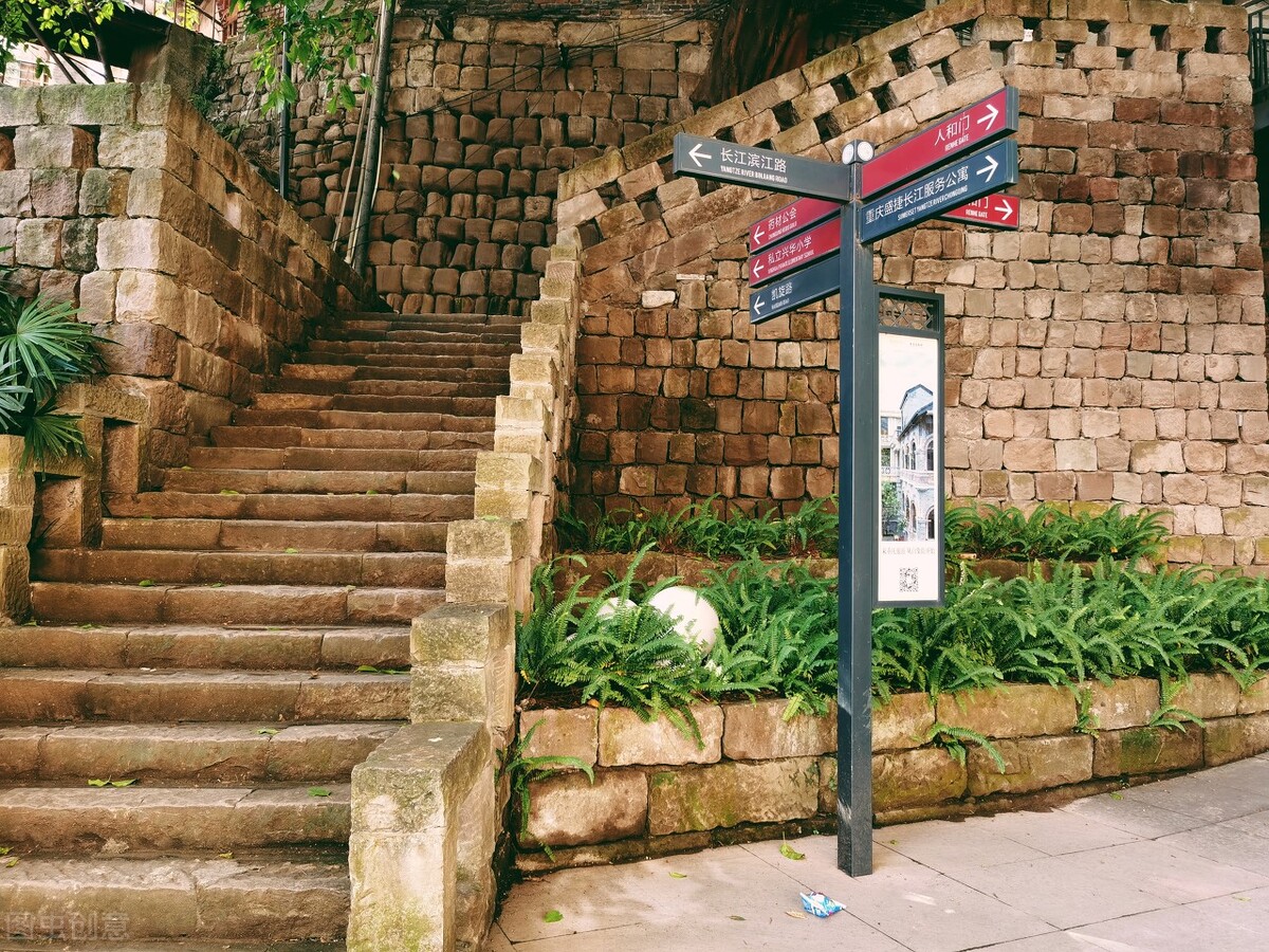 曾经是最繁华热闹的街,曾经的重庆那么繁华