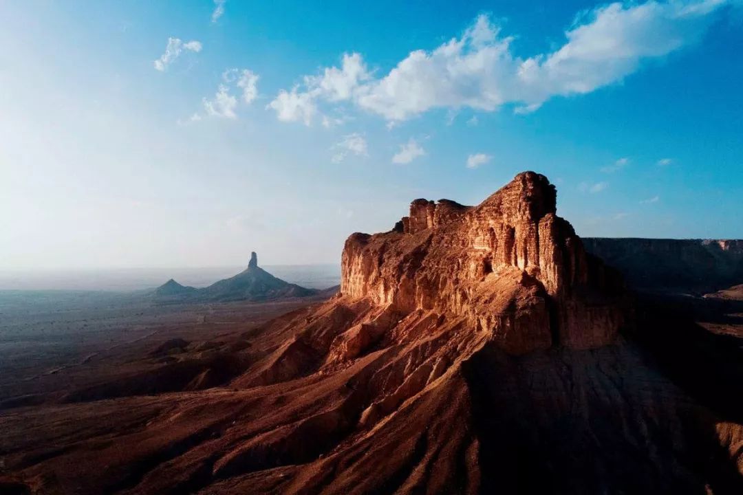 沙特建设沙漠公园,沙特5000亿美元沙漠造新城现状