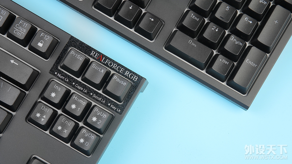 炫彩键盘和rgb键盘 (cherry键盘和静电容键盘哪个好)