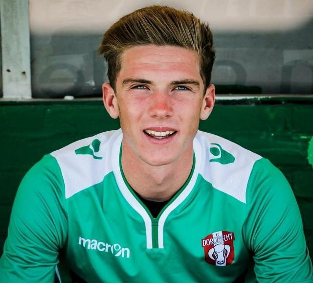 从拒绝交换到成功交换的真实经历,被c罗拒绝换球衣的德国